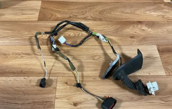 Mazda 3 I Rear door wiring loom BP4M67210C