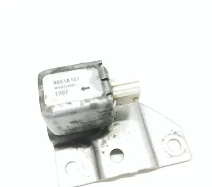 Mitsubishi i-MiEV Airbag deployment crash/impact sensor 8651A151 W002T03081