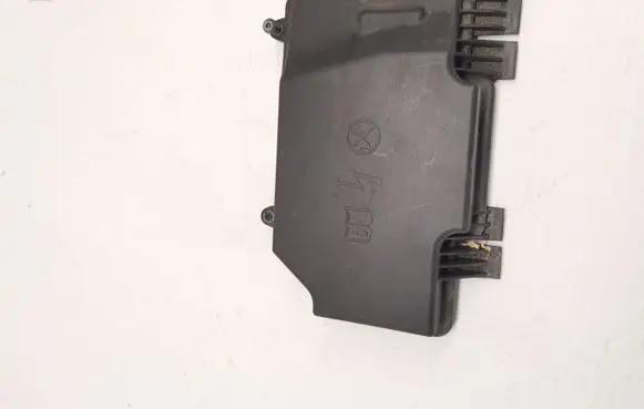 Mercedes-Benz C W205 Fuse box cover A2055400182