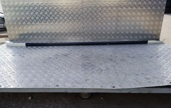 Roof trim bar molding cover