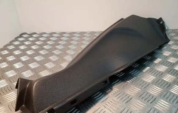 Volkswagen Golf Plus Rear seat side top trim 5M0867765H