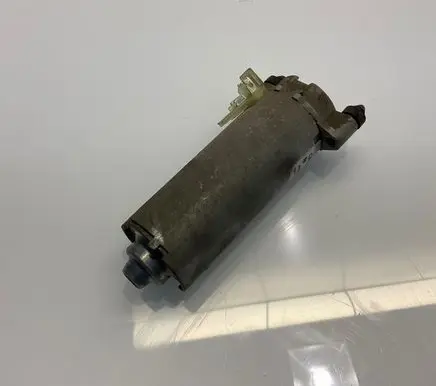 Mercedes-Benz E W211 Seat adjustment motor 0130062623 P01215701