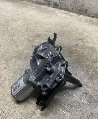 Nissan Qashqai J12 Rear window wiper motor 28710