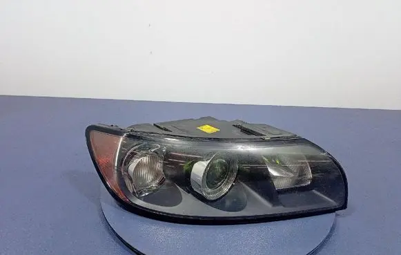 Volvo S40 Headlight/headlamp 30698874