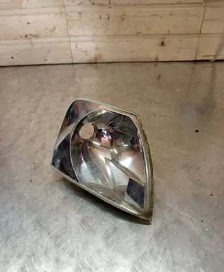 Volkswagen PASSAT B5 Front indicator light 3B0953050C 41571