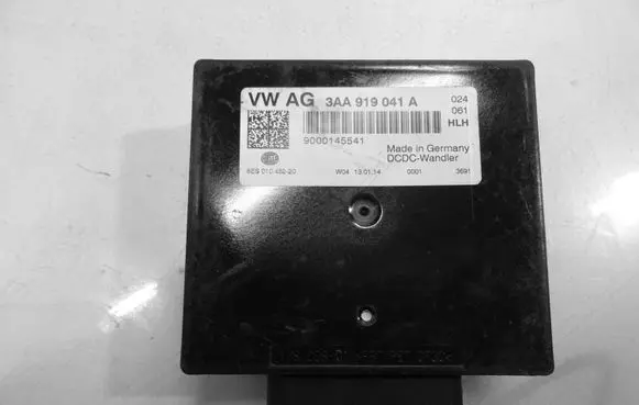 Volkswagen Touran II Voltage converter/converter module 3AA919041A