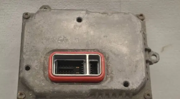Audi A4 S4 B7 8E 8H Headlight ballast module Xenon 1307329115