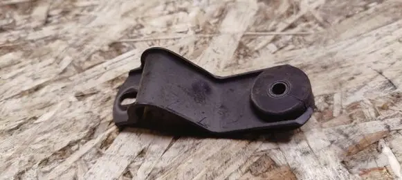 Lexus SC 430 Radiator mount bracket