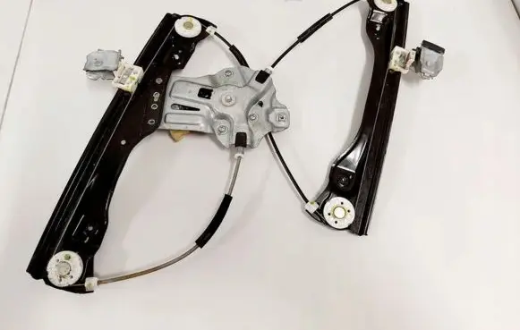 Opel Ampera Front door window regulator with motor