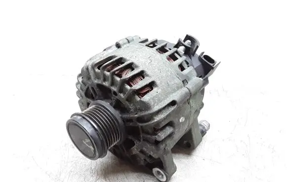 Volvo V60 Generator/alternator 31285399