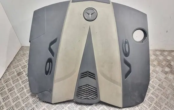 Mercedes-Benz E C207 W207 Engine cover (trim) A6420105867 4011353U