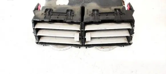 Dash center air vent grill