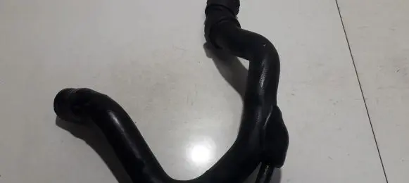 Audi A6 S6 C5 4B Engine coolant pipe/hose 4b0121101h