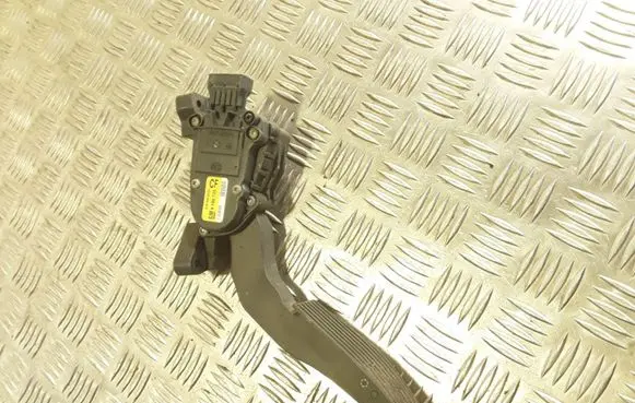Opel Signum Accelerator throttle pedal 9186725