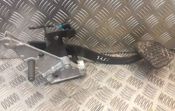 BMW Z4 E85 E86 Brake pedal 2229128