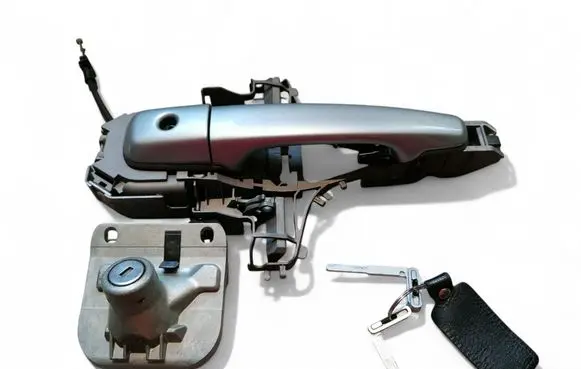 Volvo S80 Front door lock (next to the handle) 30699288