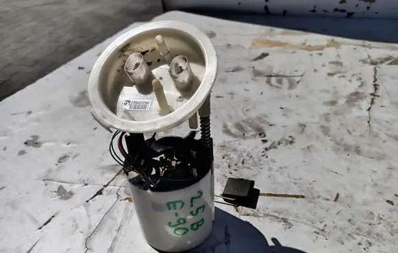 BMW 3 E90 E91 In-tank fuel pump 6765715