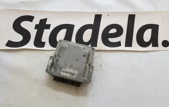 Renault Laguna II Engine control unit/module 0281010556