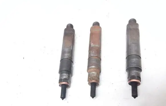 Renault Scenic I Fuel injector 7700875036 0432193753