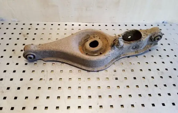Rear upper control arm/wishbone