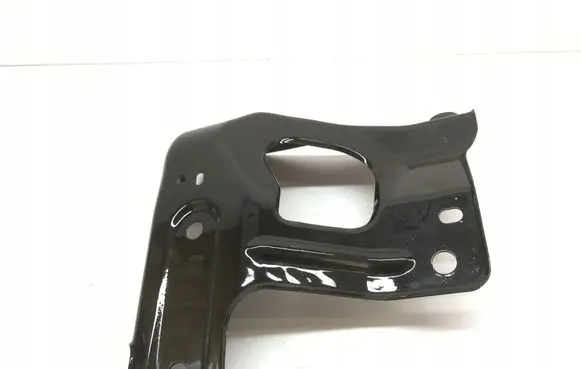 Tesla Model Y Fender mounting bracket 148749200a