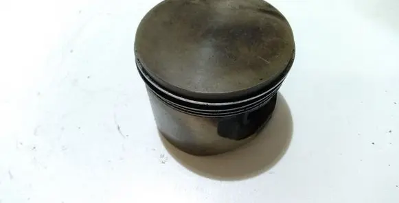 Piston