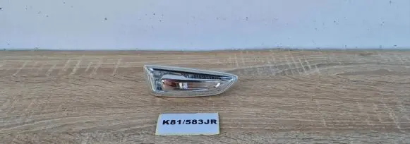 Opel Astra K Front fender indicator light 13491089
