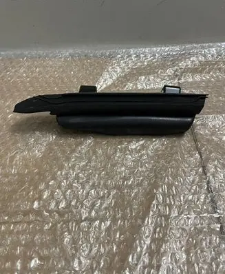 Ford Mustang VI Convertible roof line/pipe/hose 