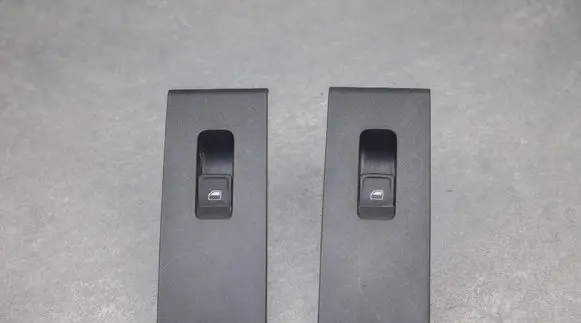 Seat Toledo IV (NH) Electric window control switch 5JA867171B