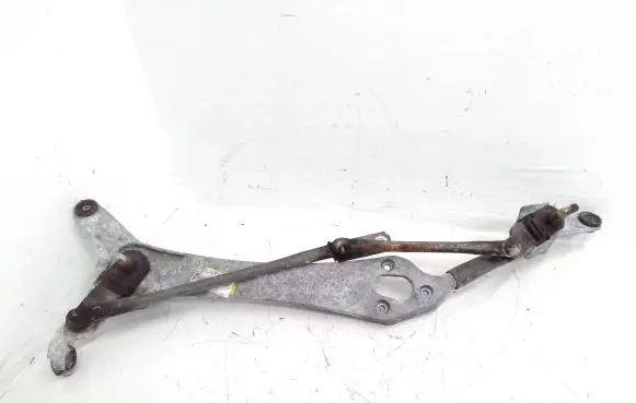 Cadillac CTS Front wiper linkage 