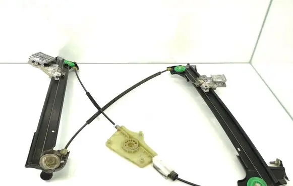 Citroen C6 Front window lifting mechanism without motor