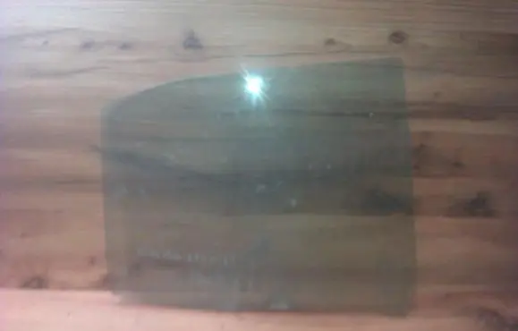 Nissan Primera Rear door window glass