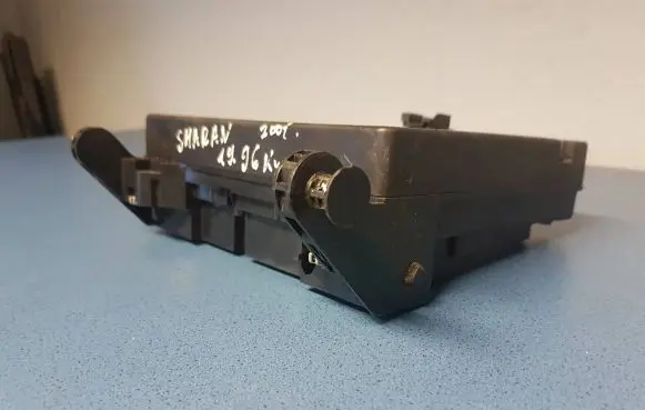 Volkswagen Sharan Fuse module 7M3962258AD 631778351 21149205CA