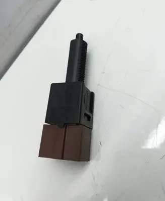 Clutch pedal sensor