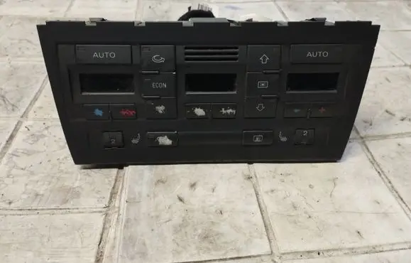 Audi A4 S4 B6 8E 8H Climate control unit 8E0820043L