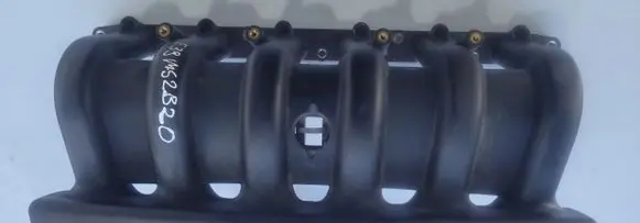 BMW 5 E39 Intake manifold 