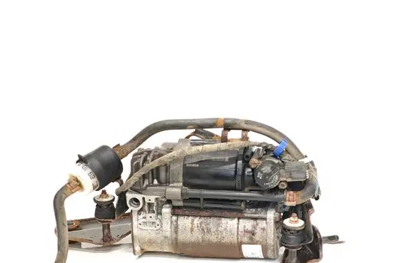 Mercedes-Benz E W212 Air suspension compressor/pump A2123200404