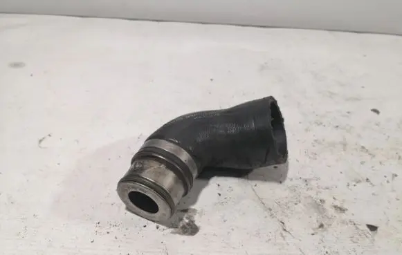 Volkswagen Golf V Intercooler hose/pipe