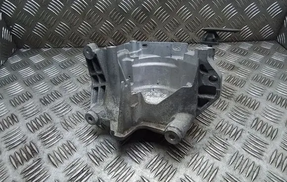 Citroen Jumpy Fuel filter bracket/mount holder 9804498180