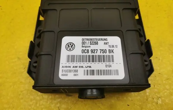Volkswagen Touareg II Gearbox control unit/module 0C8927750BK