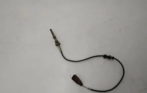 Audi A6 S6 C6 4F Oil temperature sensor 03G906088B