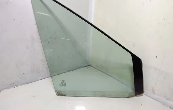 Renault Scenic II - Grand scenic II Front door vent window glass four-door 