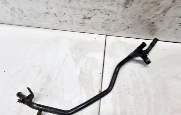 Mazda CX-7 Engine coolant pipe/hose