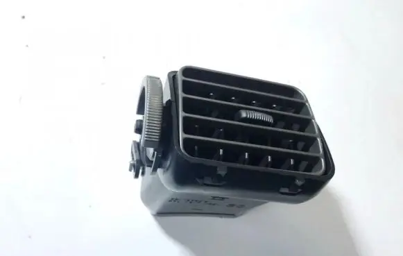 Subaru Forester SH Dash center air vent grill 66110fg010