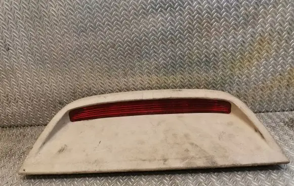 Lexus GS 300 400 430 Third/center stoplight
