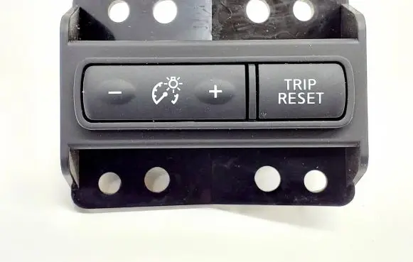 Nissan Qashqai Other switches/knobs/shifts C40423