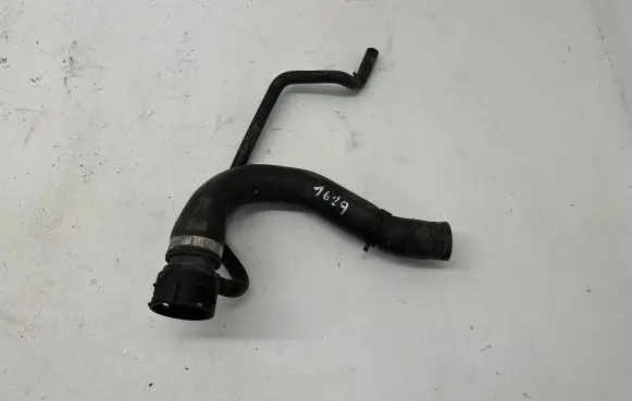 Audi A6 S6 C6 4F Engine coolant pipe/hose 4F0121101G