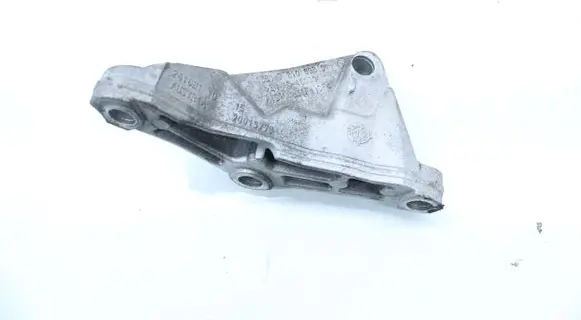 Toyota Verso Power steering pump mounting bracket 7810898