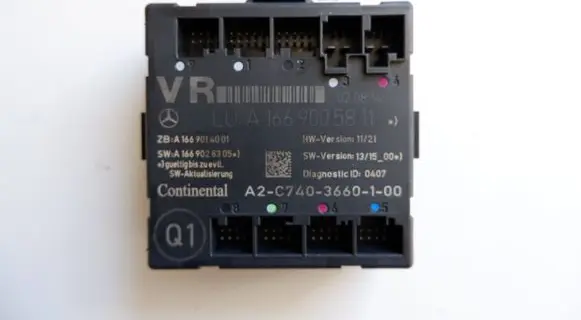 Mercedes-Benz A W176 Door control unit/module A1669005811