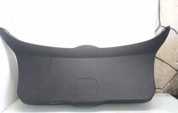 Toyota Auris 150 Tailgate/boot lid cover trim 6478002010